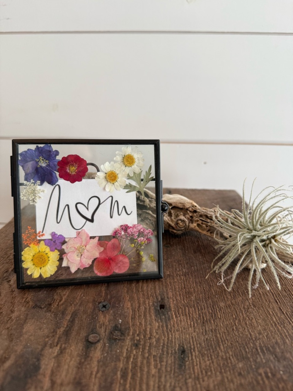 Pressed Flower Glass Frame4x4  Mom sign